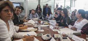 Mar&iacute;a Augusta Calle, presidenta de la comisi&oacute;n de Relaciones Internacionales, pidi&oacute; respeto durante la sesi&oacute;n.