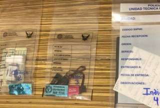 La Fiscalía realizó operativos en Quito y Santo Domingo para investigar presunta delincuencia organizada. Los involucrados serían un exjuez y un exfiscal. 