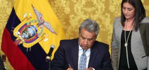 El 22 de junio pasado el presidente Len&iacute;n Moreno firm&oacute; en el Palacio de Carondelet el decreto para constituir el Consejo Consultivo, Productivo y Tributario.  