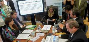 La Comisi&oacute;n de Derechos de los Trabajadores recibi&oacute; a los funcionarios. 