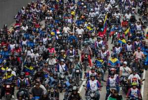 Oficialismo moviliza a simpatizantes en apoyo a Maduro y contra acciones de Washington