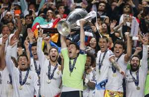 La "d&eacute;cima" ya tiene canci&oacute;n (VIDEO)