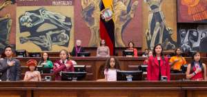 Ni&ntilde;os y j&oacute;venes exigieron m&aacute;s atenci&oacute;n en el pleno de la Asamblea