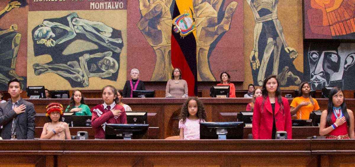 Ni&ntilde;os y j&oacute;venes exigieron m&aacute;s atenci&oacute;n en el pleno de la Asamblea