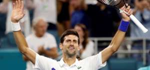 Djokovic vence a Delbonis y jugar&aacute; los octavos de Miami contra Bautista