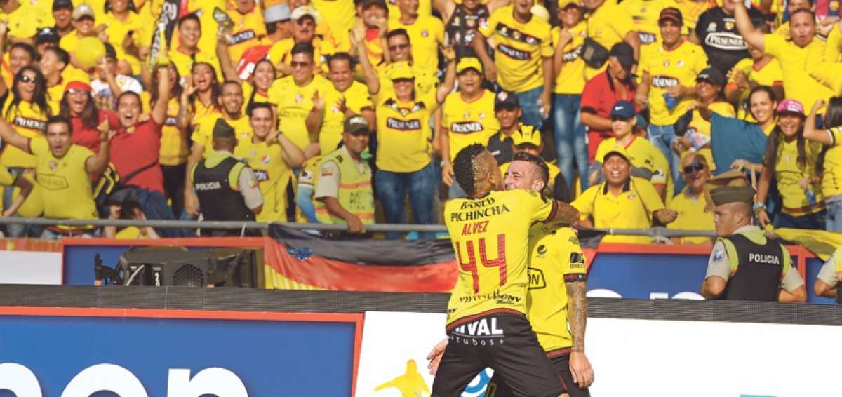 Barcelona celebra su t&iacute;tulo con un empate