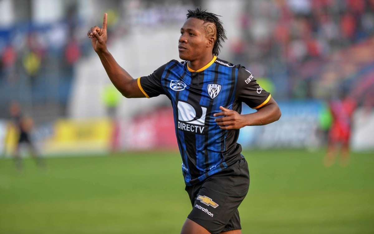 Daniel Angulo marc&oacute; el &uacute;nico tanto del encuentro con remate de derecha. Foto: Fernando Sandoval / El Tel&eacute;grafo