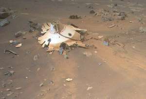 La NASA encontró restos de una nave destruida en Marte