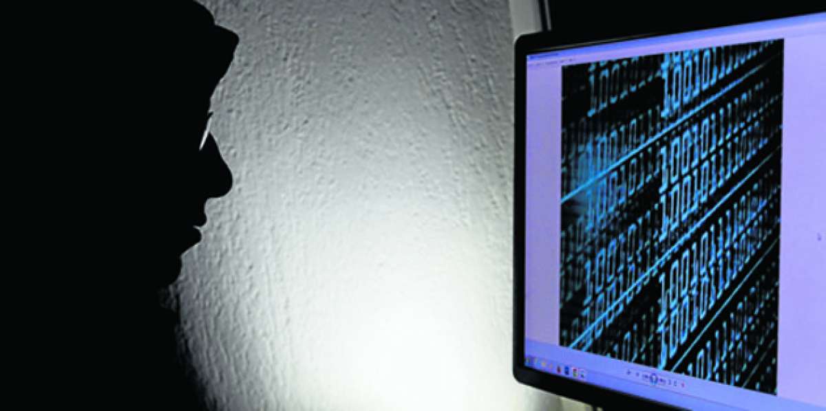 A trav&eacute;s de cualquier computadora, v&iacute;a internet, delincuentes vulneran las seguridades de otros usuarios. Foto: Archivo / El Tel&eacute;grafo