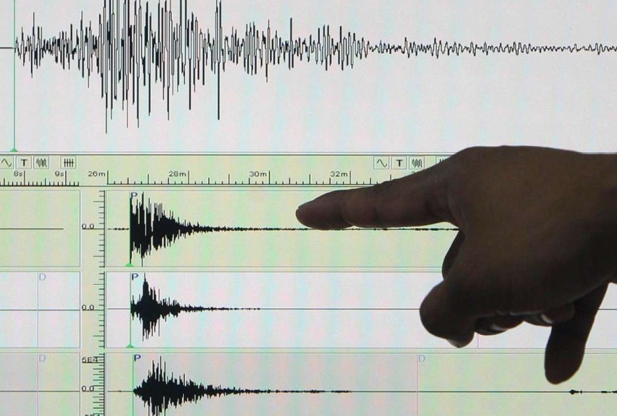 Un terremoto de magnitud 7,8 sacudió hoy la costa oriental de la península rusa de Kamchatka.