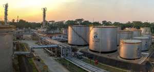 Petroecuador importar&aacute; 1,3 millones de barriles de Nafta Ron 87.