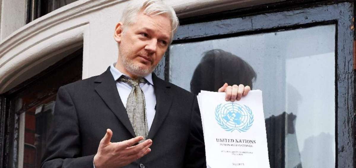 Suecia interrogar&aacute; a Assange "en las pr&oacute;ximas semanas", asegura Correa