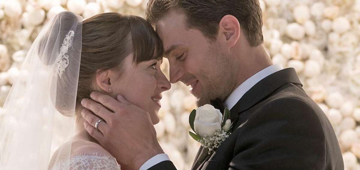 El libro '50 sombras de Grey' catapult&oacute; a la escritora al &eacute;xito, con una franquicia de cinco novelas, 100 millones de copias vendidas y tres pel&iacute;culas.   