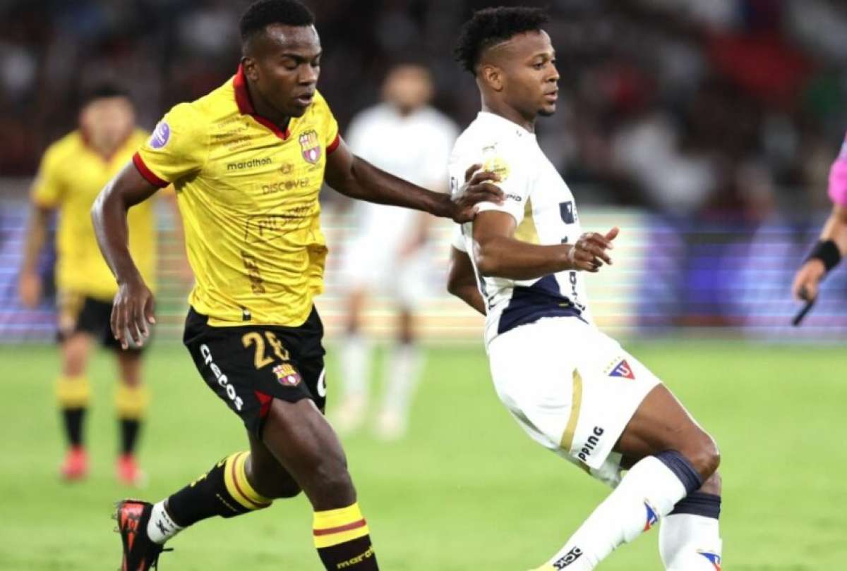 Liga y Barcelona SC disputan un partido con sabor a 