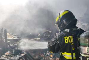 Incendio en vivienda en Conocoto fue controlado; investigan posibles causas