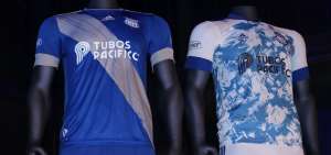 Emelec present&oacute; su nueva camiseta para la temporada 2020