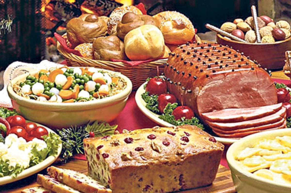 La mezcla de almidones y frutas son la combinaci&oacute;n ideal por su contenido de carbohidratos y minerales. Las carnes deben ser horneadas con salsas frutales.