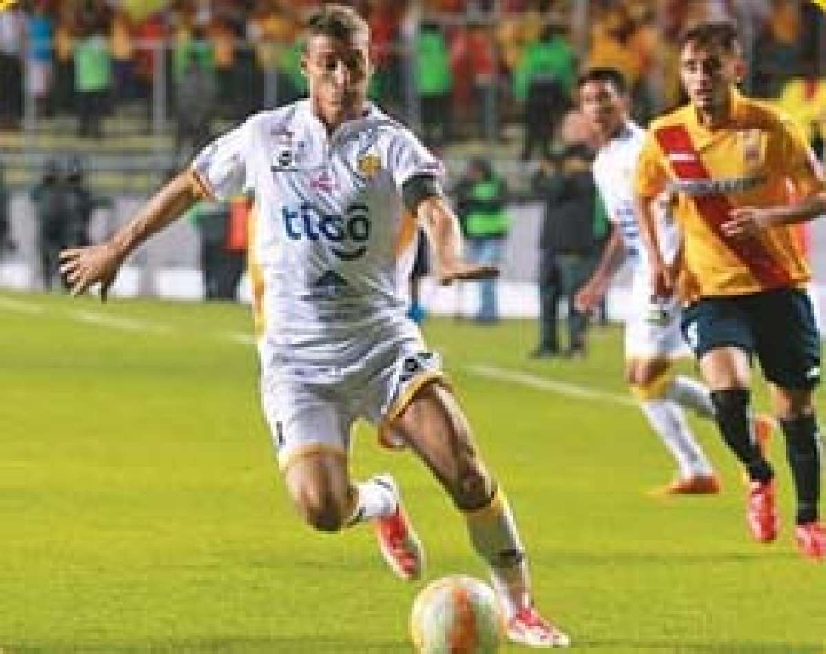 The Strongest arranca "gran punto" al Morelia mexicano