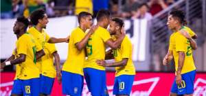 Brasil vence a EE.UU. en primer amistoso despu&eacute;s del Mundial