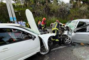 Panamericana Norte cerrada: colisi&oacute;n en Oyacoto deja tres heridos