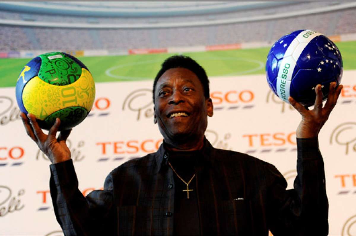 Pel&eacute; lanza una colecci&oacute;n de diamantes realizados a partir de su cabello