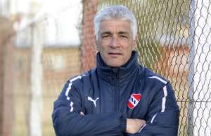 Omar De Felippe logr&oacute; el ascenso de Independiente a la Primera A de Argentina. Foto: Internet