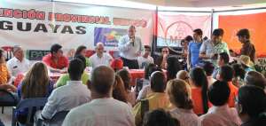 Los integrantes del colectivo en la provincia se reunieron en Guayaquil para conversar sobre su programa.