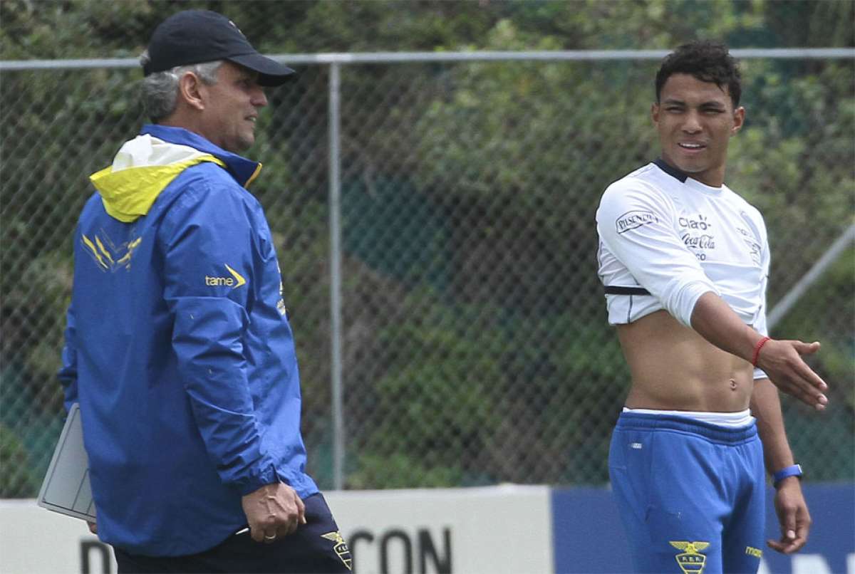 Jefferson Montero es titular en el esquema del entrenador Reinaldo Rueda. Foto: API