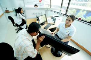 La licencia de conducir se podr&aacute; obtener en 30 minutos