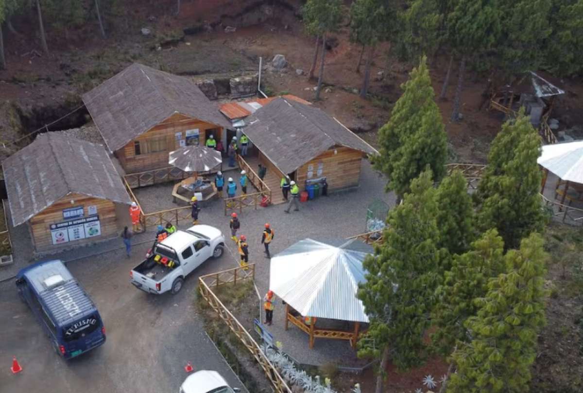Gobierno suspende la licencia ambiental del proyecto Loma Larga en Cuenca