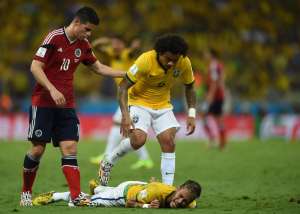 Neymar ser&iacute;a baja de cuatro a seis semanas.