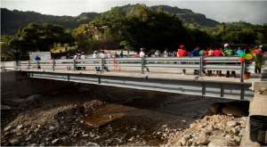En Islas Granadinas se inauguran 4 puentes construidos por Ecuador