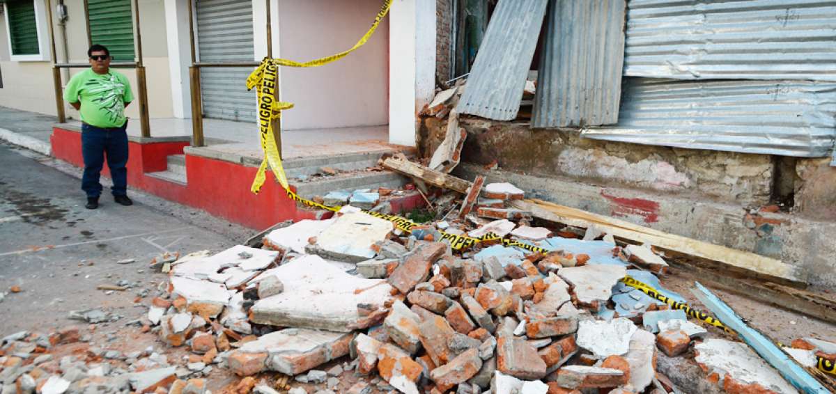 Seg&uacute;n autoridades locales, la &uacute;nica novedad reportada en Manta fue una pared colapsada en la calle 18.
