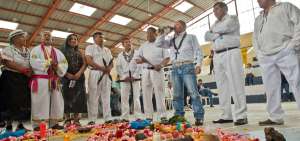 Ind&iacute;genas analizan 6 temas durante el Acuerdo por la Plurinacionalidad