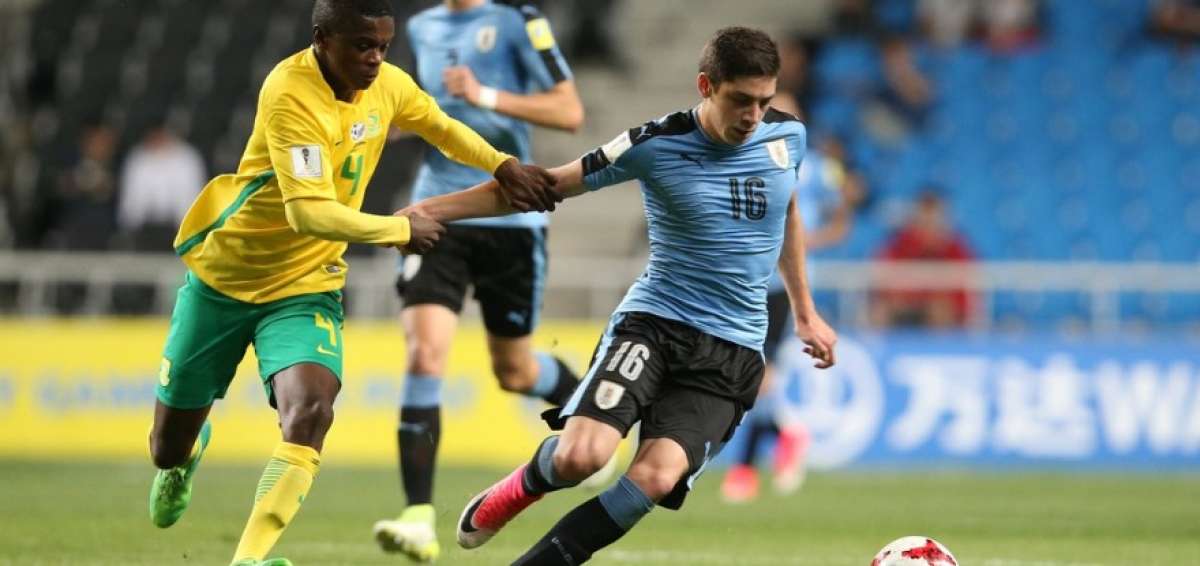 Uruguay y Costa Rica pasan a octavos, como primera y tercera