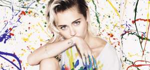 Miley Cyrus estren&oacute; tema 'Malibu'