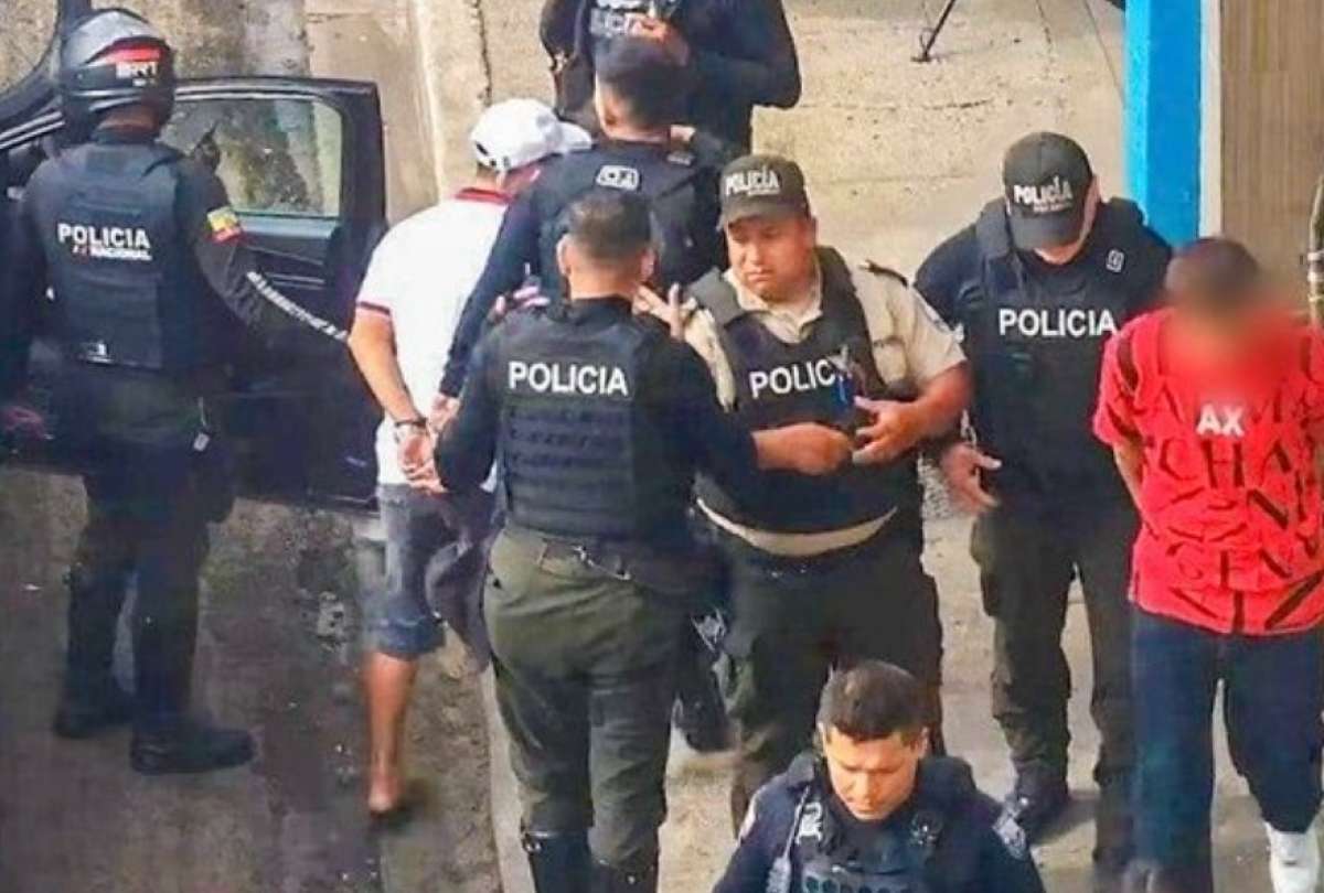 C&aacute;maras de seguridad facilitaron operativo contra veh&iacute;culo con placa adulterada