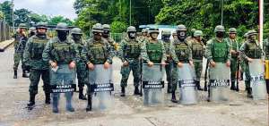 Amnist&iacute;a Internacional pide derogar reglamento que permite uso de FF.AA. para controlar manifestaciones