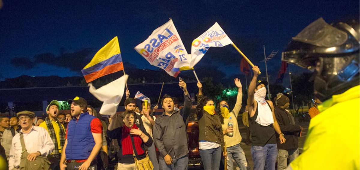 Protestas complican el tr&aacute;nsito vehicular alrededor del parque La Carolina