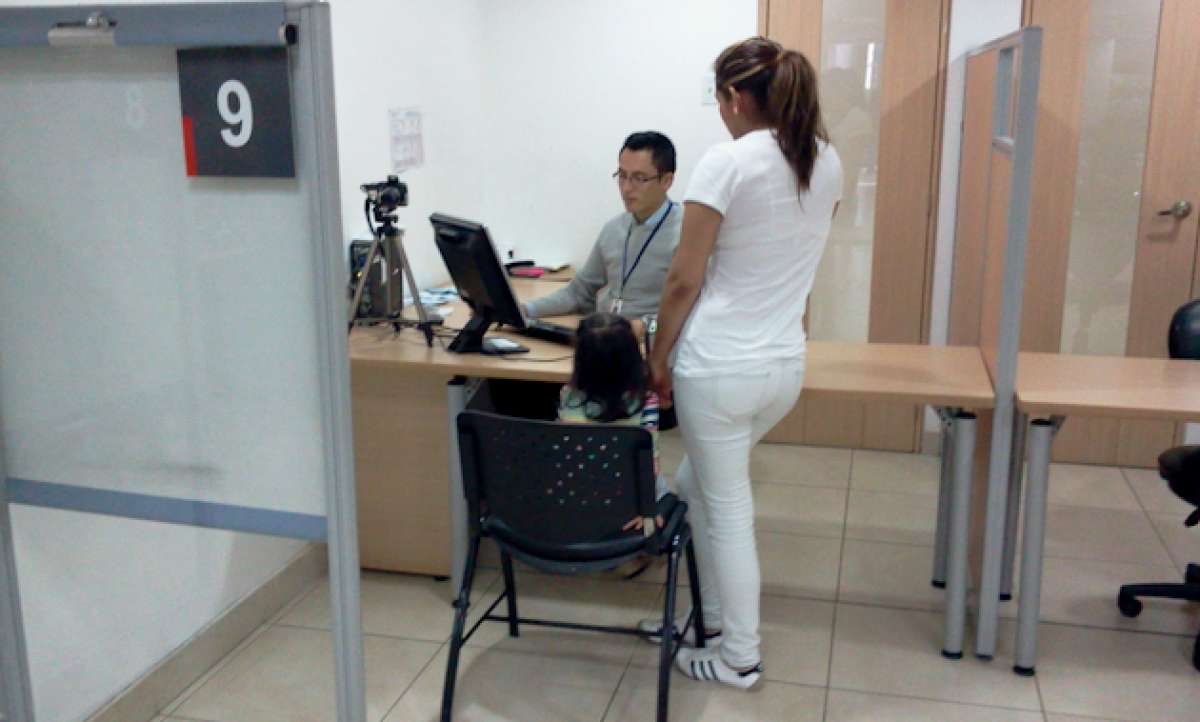 Vladimir Cabezas/ El Tel&eacute;grafo/ En las oficinas norte del Registro Civil de Quito no existi&oacute; mayor afluencia de personas, se espera que en los siguientes d&iacute;as aumente el n&uacute;mero de personas.