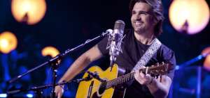 Juanes, uno de los artistas colombianos m&aacute;s reconocidos a nivel mundial, ha ganado 21 Grammys Latinos y ha vendido m&aacute;s de 12 millones de discos. 