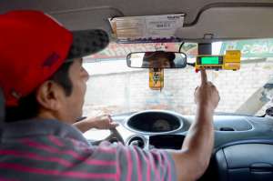 El proceso de recalibraci&oacute;n de tax&iacute;metros costar&iacute;a alrededor de $5 por cada unidad de transporte. Foto: Carina Acosta/ El Tel&eacute;grafo