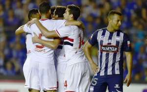 Emelec tuvo varias opciones claras de gol, pero no pudo concretarlas. Foto: AFP