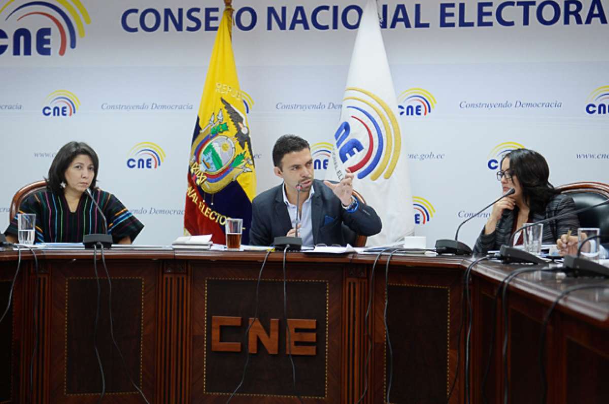 Los vocales del Consejo Nacional Electoral (CNE) sesionaron el mi&eacute;rcoles pasado en Quito. Foto: Archivo/El Tel&eacute;grafo