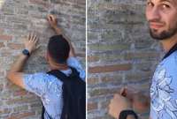 Hombre grabó su nombre y el de su novia en la pared del Coliseo Romano