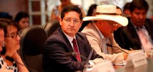 Jos&eacute; Sandoval, embajador de Ecuador en Per&uacute;