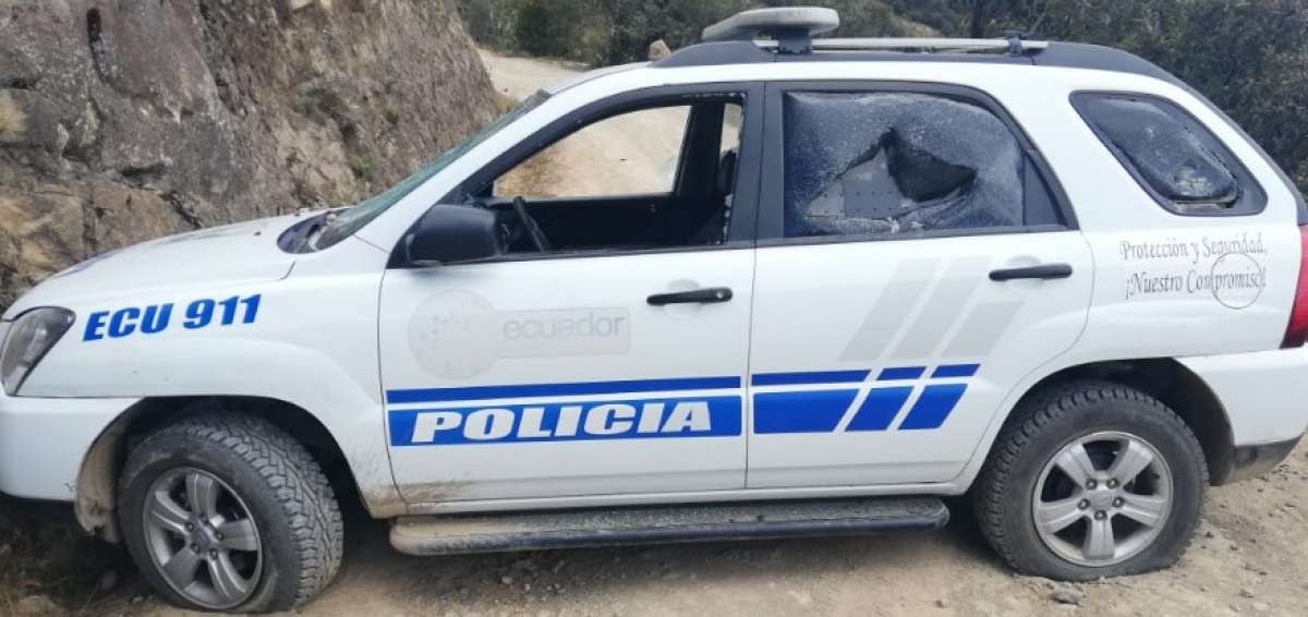 Dos polic&iacute;as resultaron heridos por agresi&oacute;n de anti-mineros