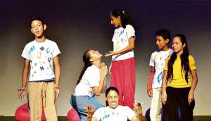 Teatro Para o&iacute;rte mejor, en el S&aacute;nchez Aguilar