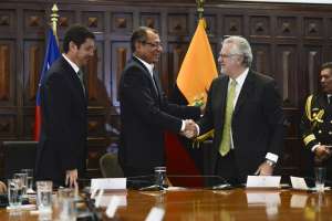 Las autoridades de Ecuador y Chile trabajar&aacute;n en la infraestructura energ&eacute;tica. Foto: Miguel Jim&eacute;nez/ EL TEL&Eacute;GRAFO