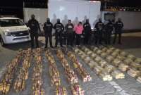 La Policía Nacional presume que el cargamento de marihuana tendría como destino el mercado local. Dos personas fueron detenidas para las investigaciones.